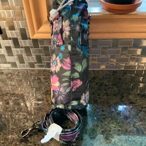LUG BLOOM BLACK ORIGINAL HUGGIE - NWOT - Picture 2 of 3